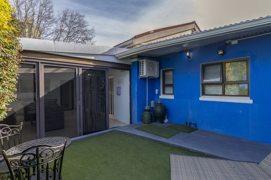 3 Bedroom Property for Sale in Strand Central Western Cape